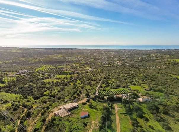 Paderne, Algarve 8200