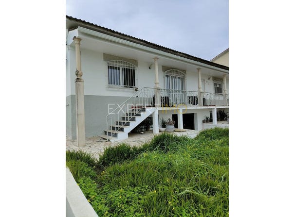 21 Beco dos Neves, Santarém, Santarém District 2350