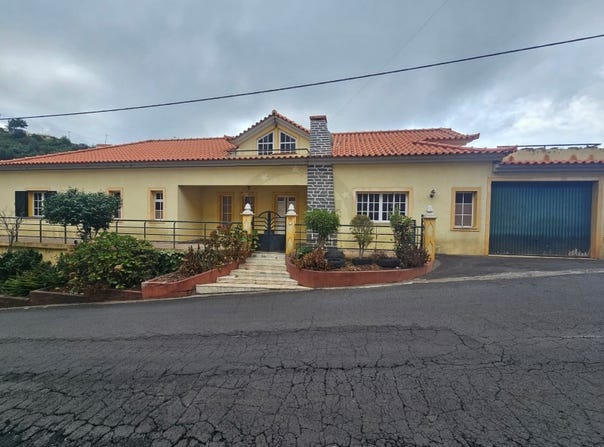 Canhas, Madeira