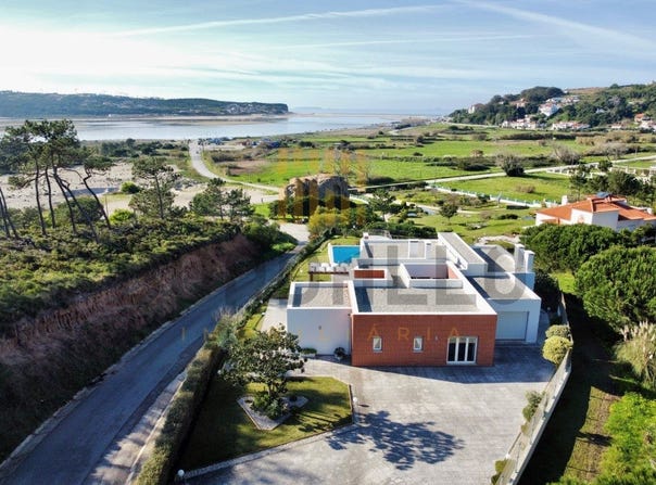 Foz Do Arelho, Leiria 2500