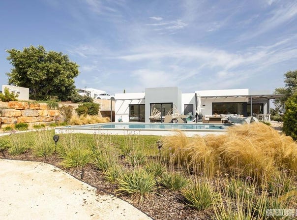 Ferragudo, Algarve 8400