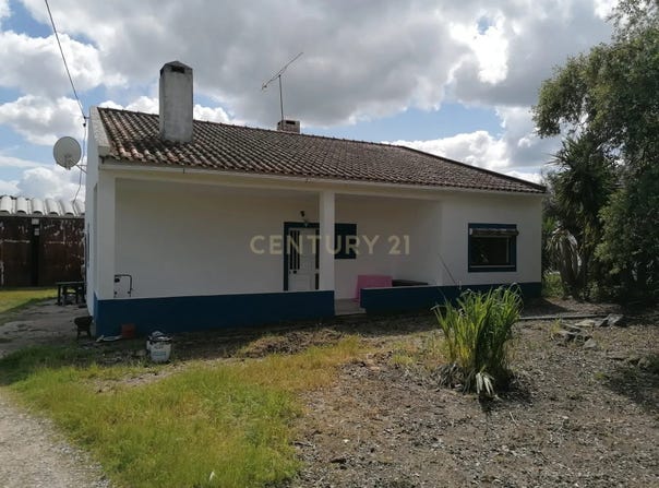 Canaviais, Évora District