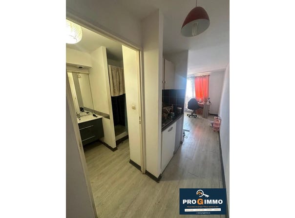 Saint-Denis, Reunion 97490
