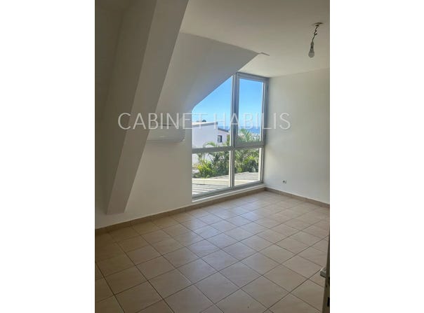 Saint-Denis, Reunion 97490