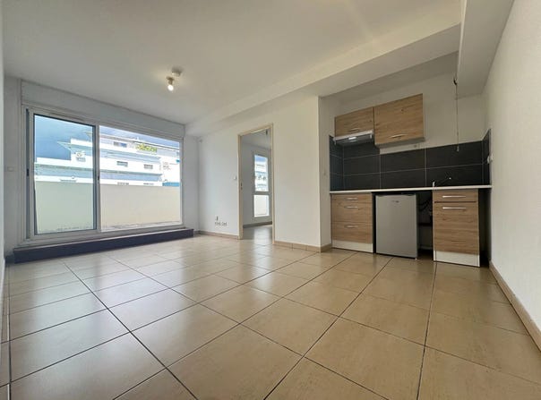 Saint-Denis, Reunion 97400