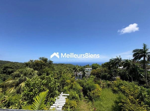 Saint-Denis, Reunion 97400