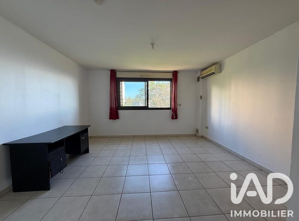 Saint-Denis, Saint-Denis 97400