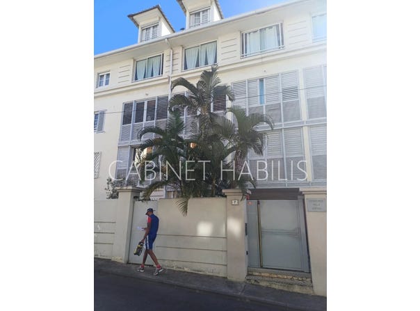 Saint-Denis, Reunion 97400