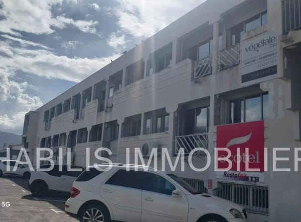 Saint-Denis, Reunion 97490