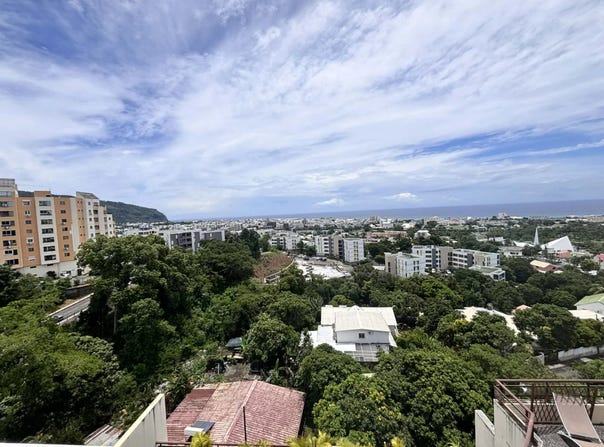 Saint-Denis, Reunion 97400