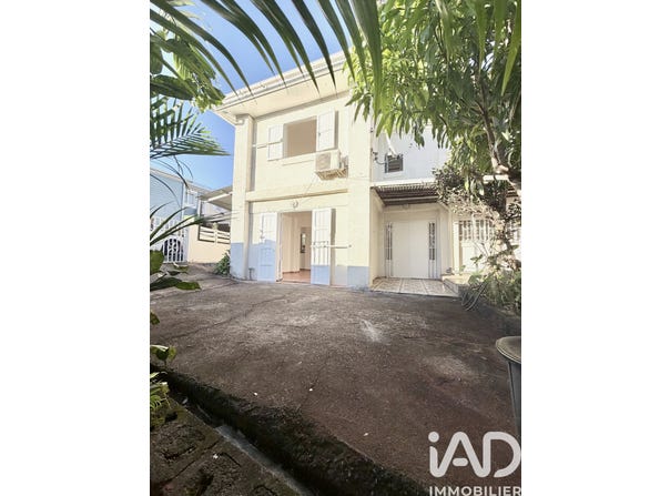 Saint-Denis, Saint-Denis 97490