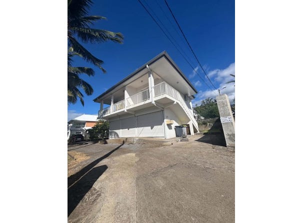 Sainte-Clotilde, Reunion 97490