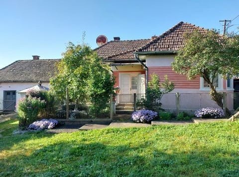 Sărmaș, Harghita County 537260