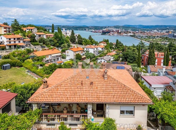 Koper/Capodistria, Koper 6000