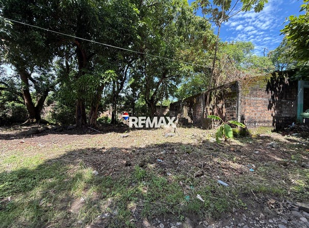 Colonia Anabella 1, Polígono D, Lotes número 20 y 21, Pasaje 3 Los Platanares, Zacatecoluca, Departamento de La Paz., Los Platanares, La Paz, Los Platanares, La Paz