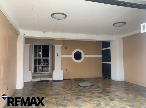 Urbanizacion Escalonia Block D Casa # 18, cerca de la 75 ave, san salvador, San Salvador, San Salvador, San Salvador, San Salvador