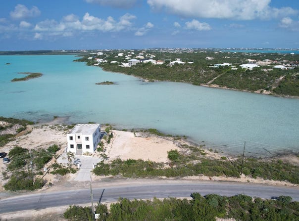 Providenciales, Caicos Islands