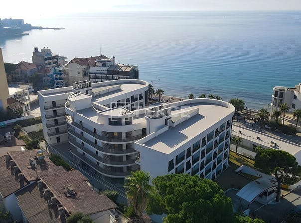 Kuşadası, Kadınlardenizi, Aydın, Aydın 09400