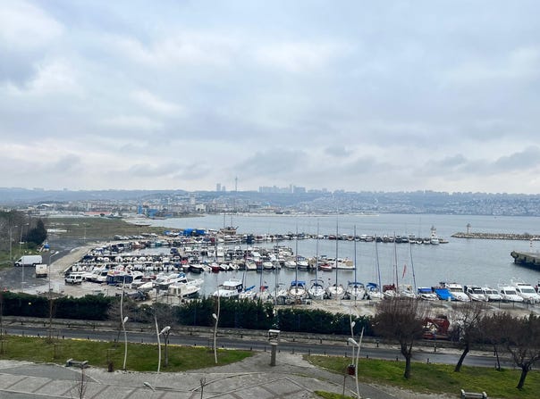 53 Cumhuriyet Cd., Büyükçekmece, İstanbul 34584