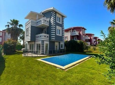 Antalya, Akdeniz kiyisi
