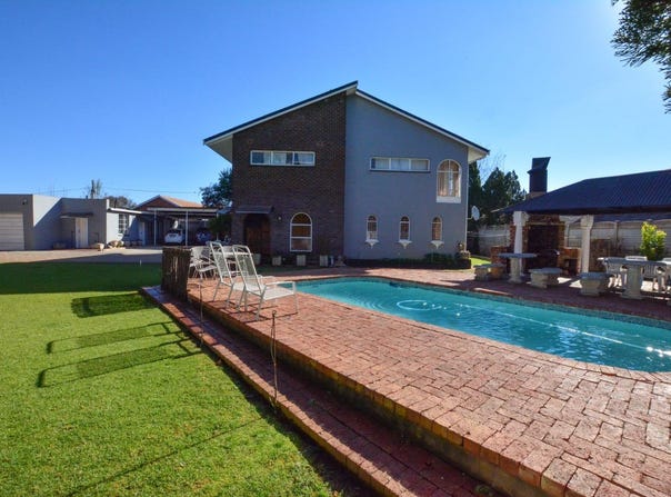 Potchefstroom Central, North West 2520