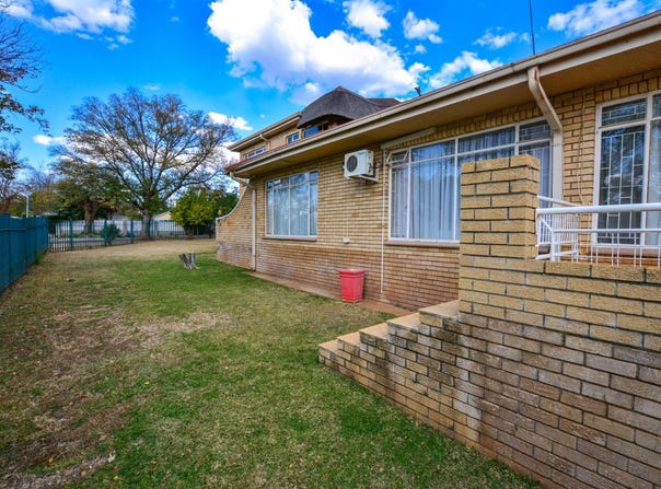 Baillie Park, North West 2531