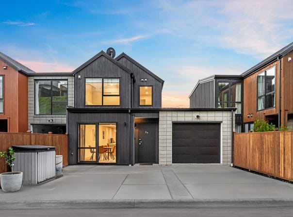 Arran Point Parade, Millwater, Auckland