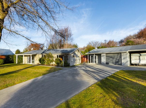 Larch Place, Wanaka, Otago
