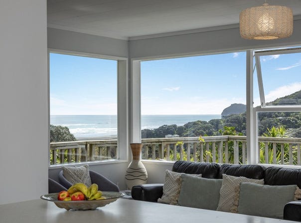 Seaview Road, Piha, Auckland