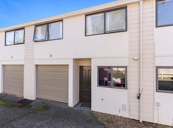 Fields Parade, Oteha, Auckland