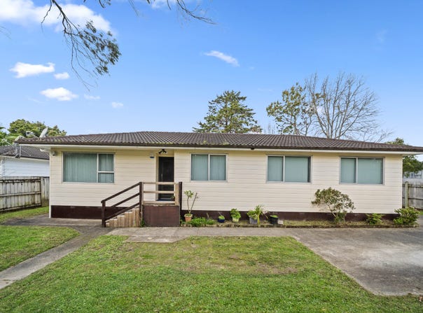 Urlich Drive, Ranui, Auckland