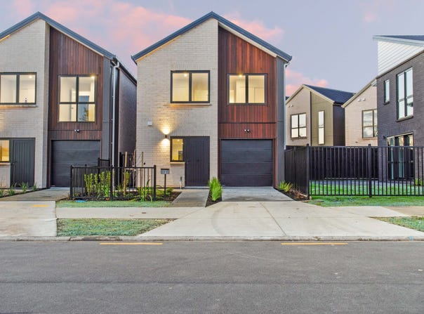 Paretaiuru Crescent, Papakura, Auckland