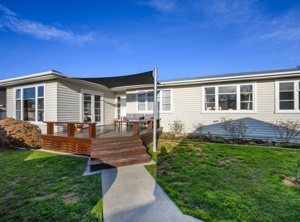 Lifford Place, Awapuni, Manawatu / Whanganui