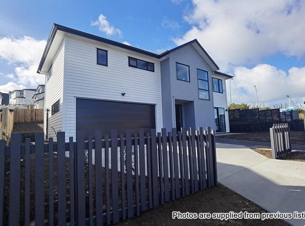 Celestial Crescent, Orewa, Auckland