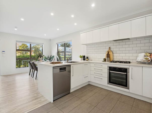 Nganui Avenue, Conifer Grove, Auckland