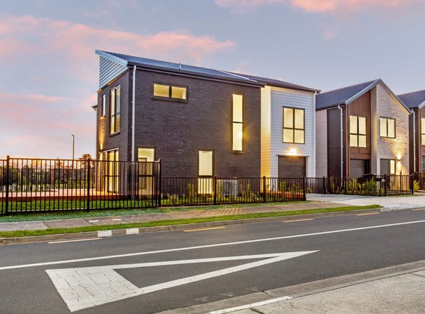 Paretaiuru Crescent, Papakura, Auckland