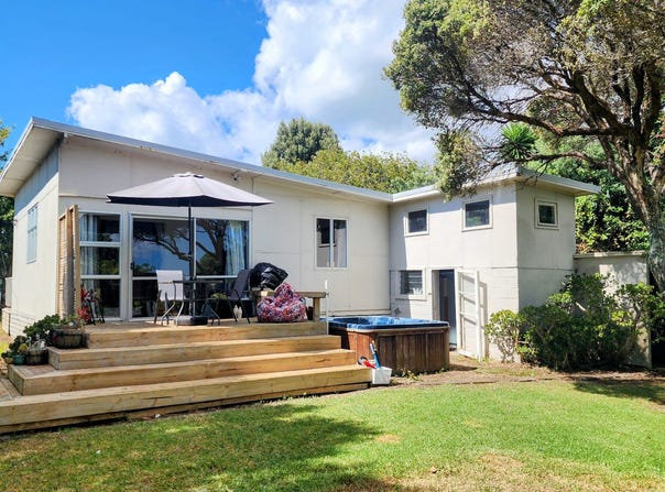 Matakawau Road, Awhitu, Auckland