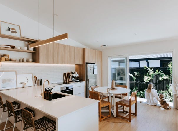Julie Lane, Papamoa, Bay Of Plenty