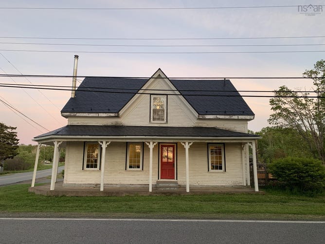2133 New Cheverie Road, Cheverie, Nova Scotia B0N 2A0 House for Sale