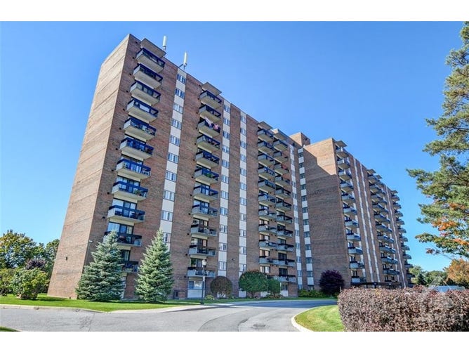 1505 BASELINE Road 604, Ottawa, Ontario K2C 3L4 Apartment for Sale
