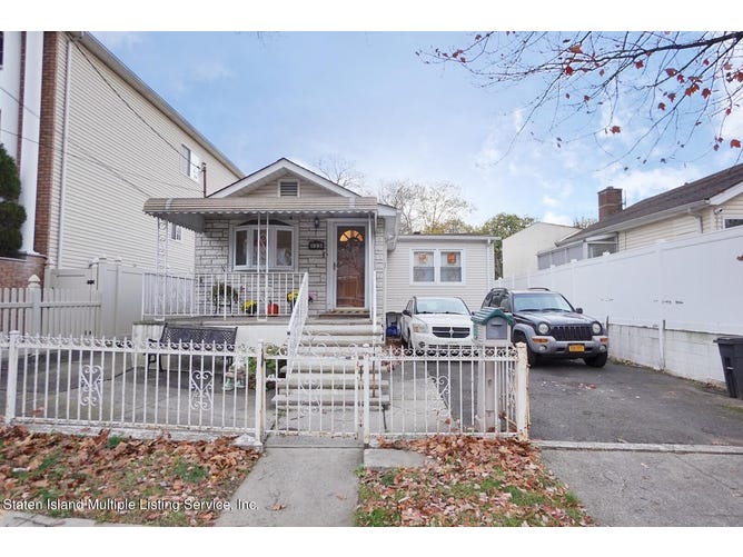 135 Bionia Avenue, Staten Island, NY 10305 House for Sale realestate