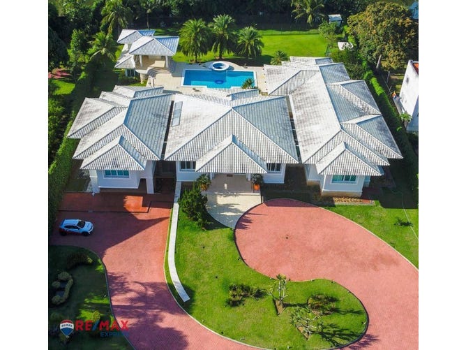 Avenida Santos Dumont, Lauro de Freitas, Bahia House for Sale