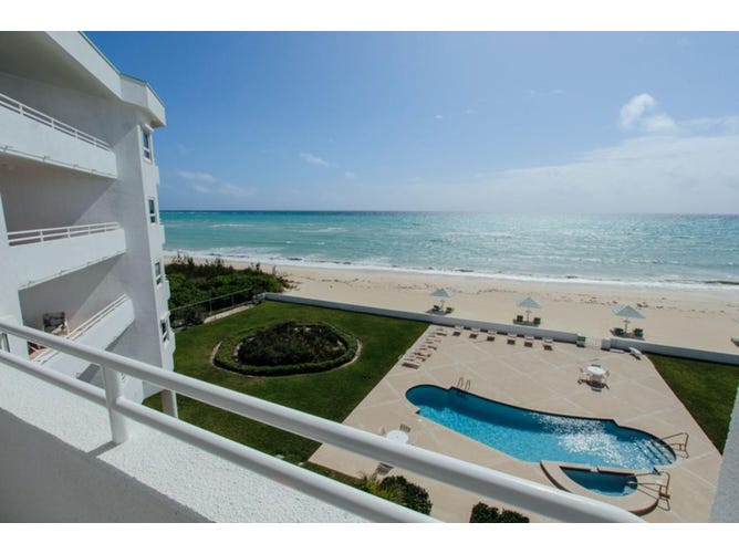 ROYAL PALM WAY 303, Bahama Reef Yacht and Country Club, Grand Bahama