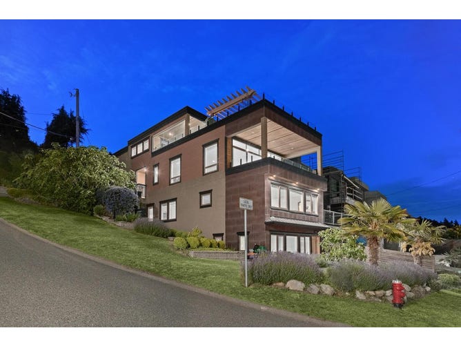 14547 Marine Dr, White Rock, BC V4B 1B5, Canada, White Rock, British