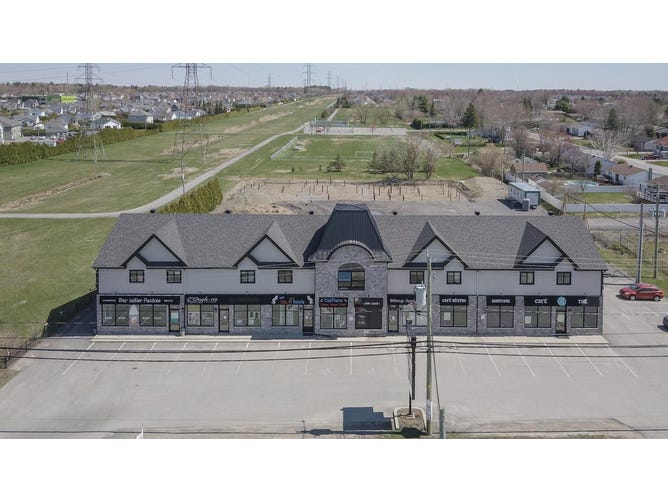 758 Boul. de L'Industrie, SaintPaul, QC J0K3E0, CA, SaintPaul, Alberta Retail for Rent
