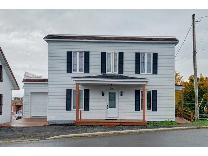 302 Av. Royale, SaintTitedesCaps, QC G0A4J0, CA, SaintTitedesCaps