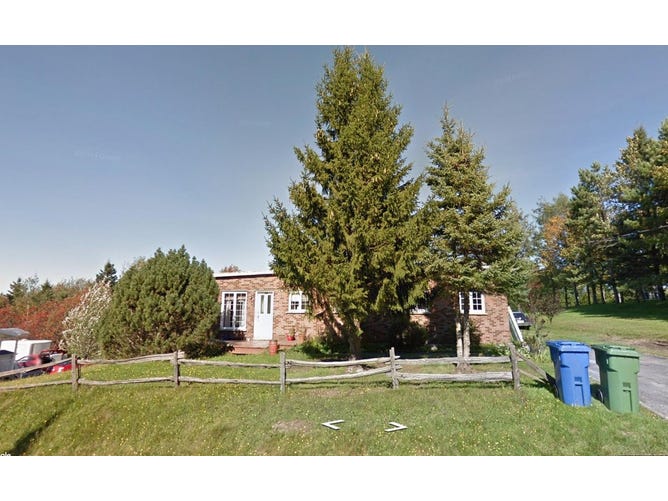 393 19e Rue, SaintPauldeMontminy, QC G0R3Y0, CA, SaintPaulde