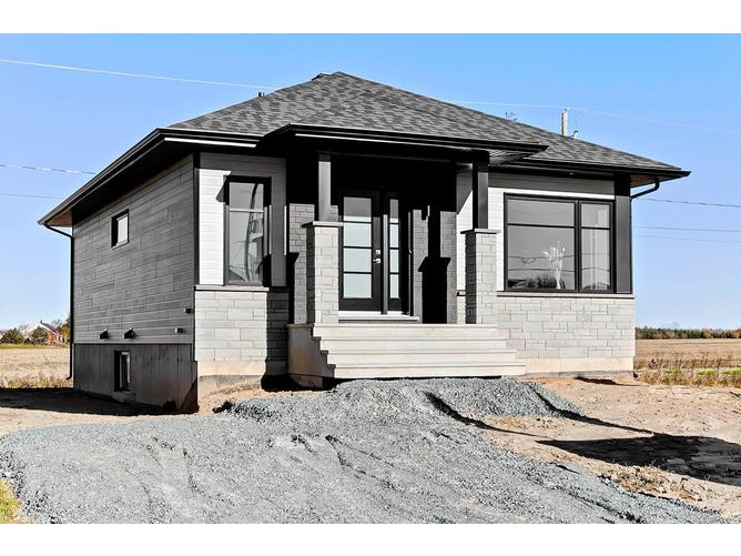 70 Rue de la Seigneurie, Montmagny, QC G5V0A6, CA, Montmagny, Québec