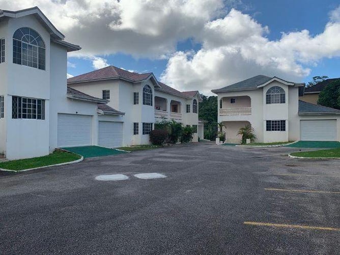 CEDAR GARDENS ROAD, Mandeville, Manchester Parish House for Sale