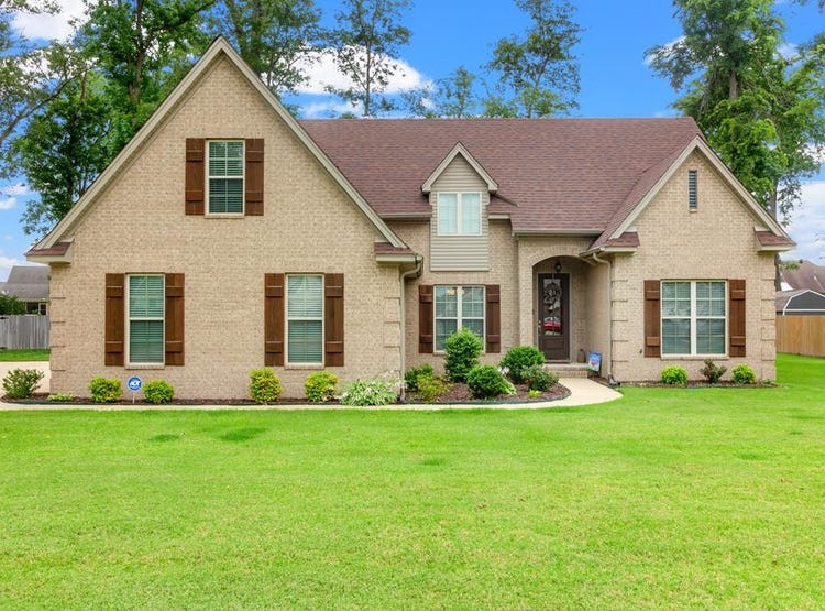 507 RUSTLING OAKS COVE, Marion, AR 72364 House for Sale